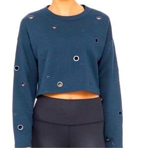 Alo Cadence Grommet Cropped Sweatshirt